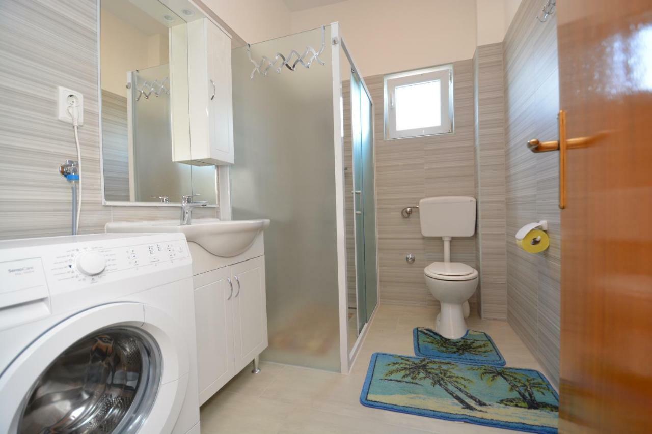 Apartman Susic Apartment Policnik ภายนอก รูปภาพ